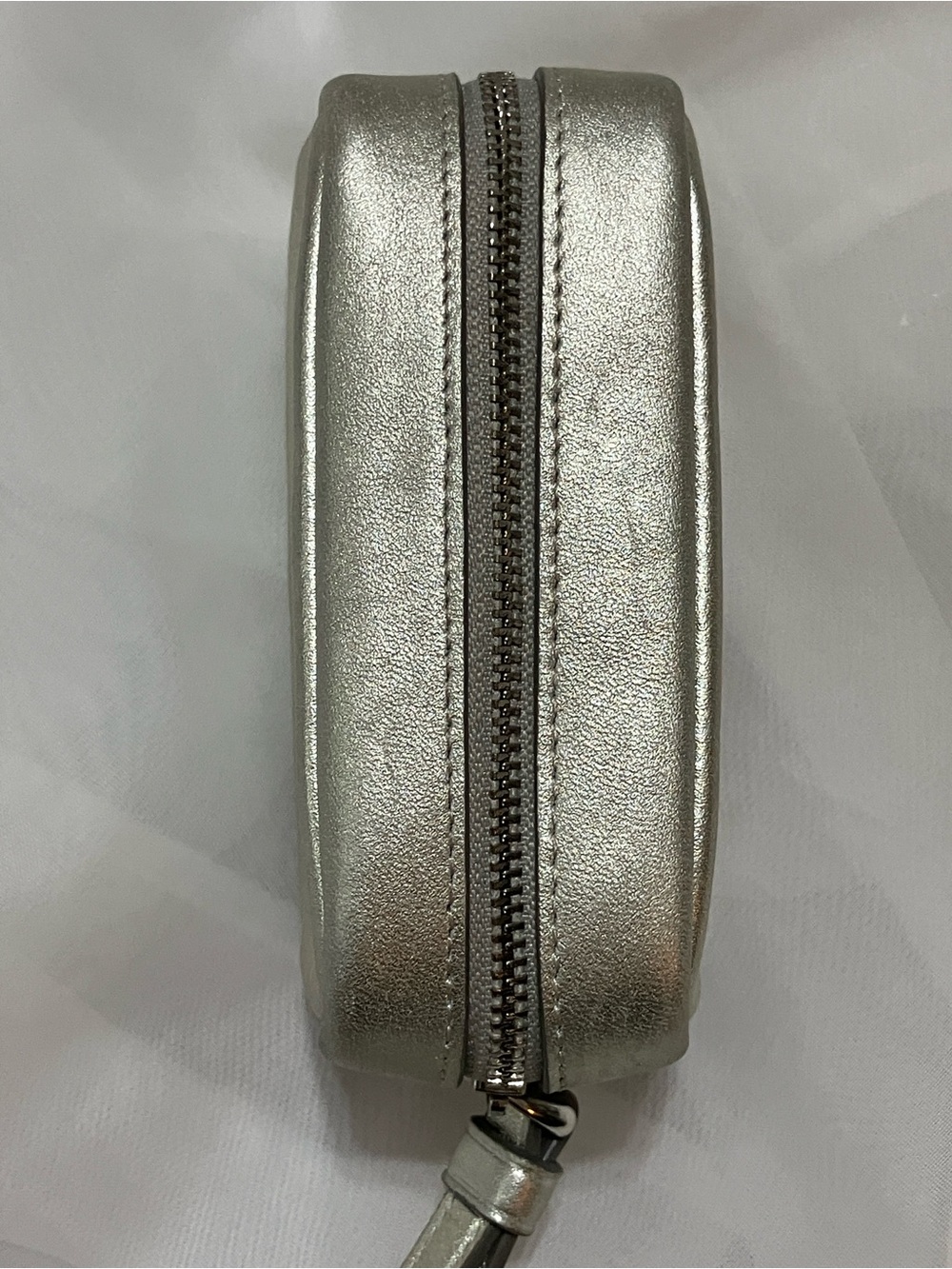 Pouch Square Metallic Leather Wristlet - Picture 12 of 14